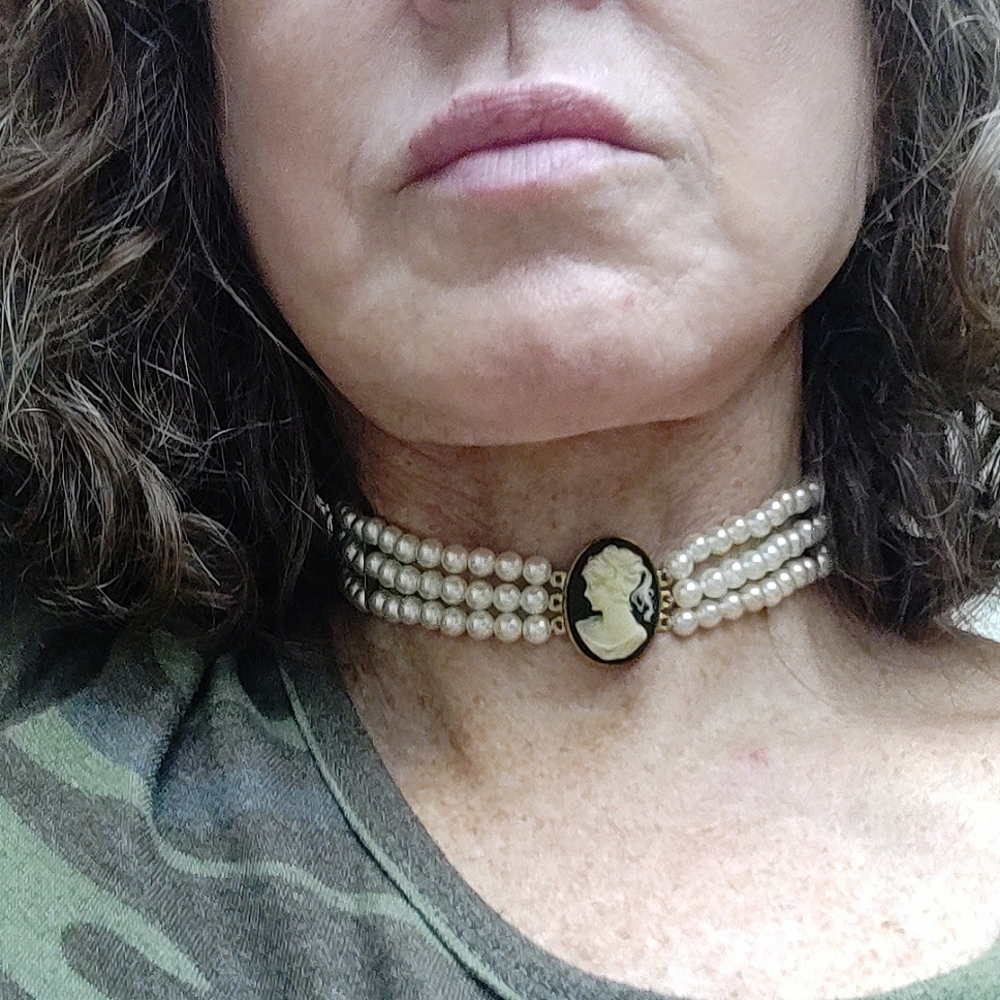 VTG choker, cameo, faux pearl #250 - Picture 3 of 7